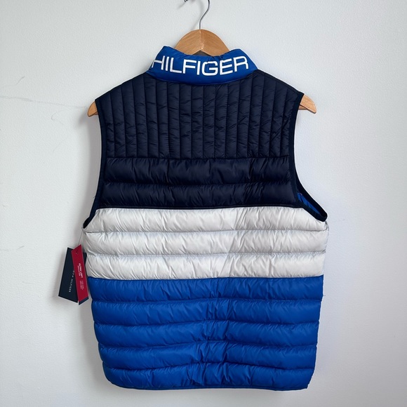 Tommy Hilfiger Quilted ColorBlock Ultra Loft Vest - Picture 2 of 5